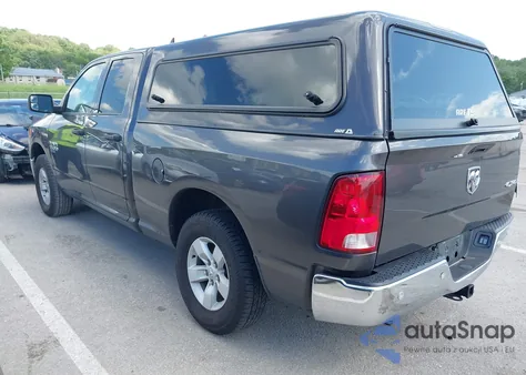 2023 Ram 1500 Classic Tradesman 4X4 6'4 Box z USA, uszkodzony, nr VIN 1C6RR7FG2PS538103